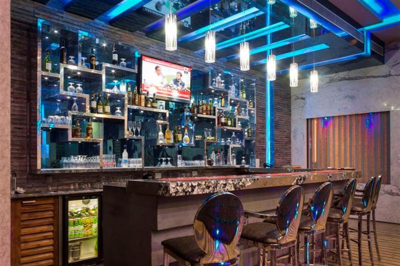 Club Florence Gurgaon Buitenkant foto
